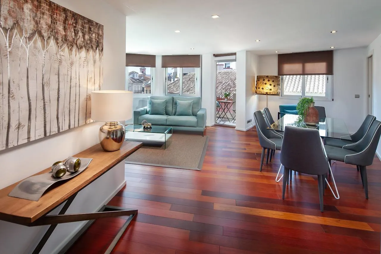Apartamento INMálaga Granada 3